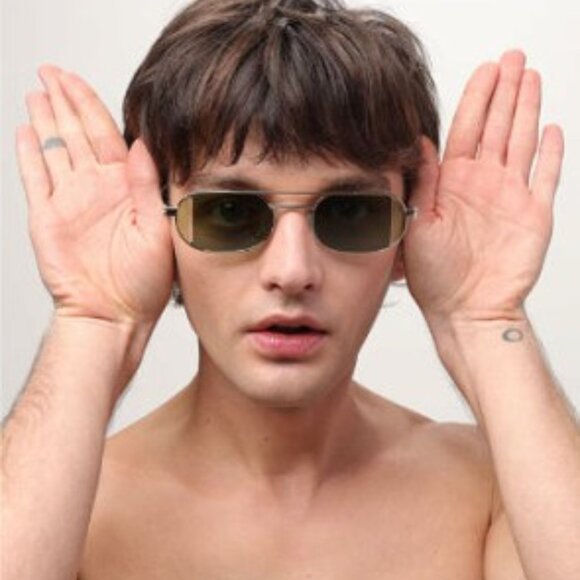 Off-White OERI14H LYNN 7606 Oval Sunglasses – Gold/Grey main image 9